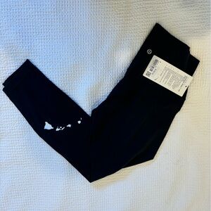 Lululemon Hawaii Logo Aligns HR 25” Black NEW Size 8